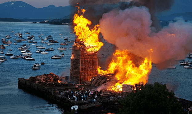 lễ hội bonfire ở na uy-min.png